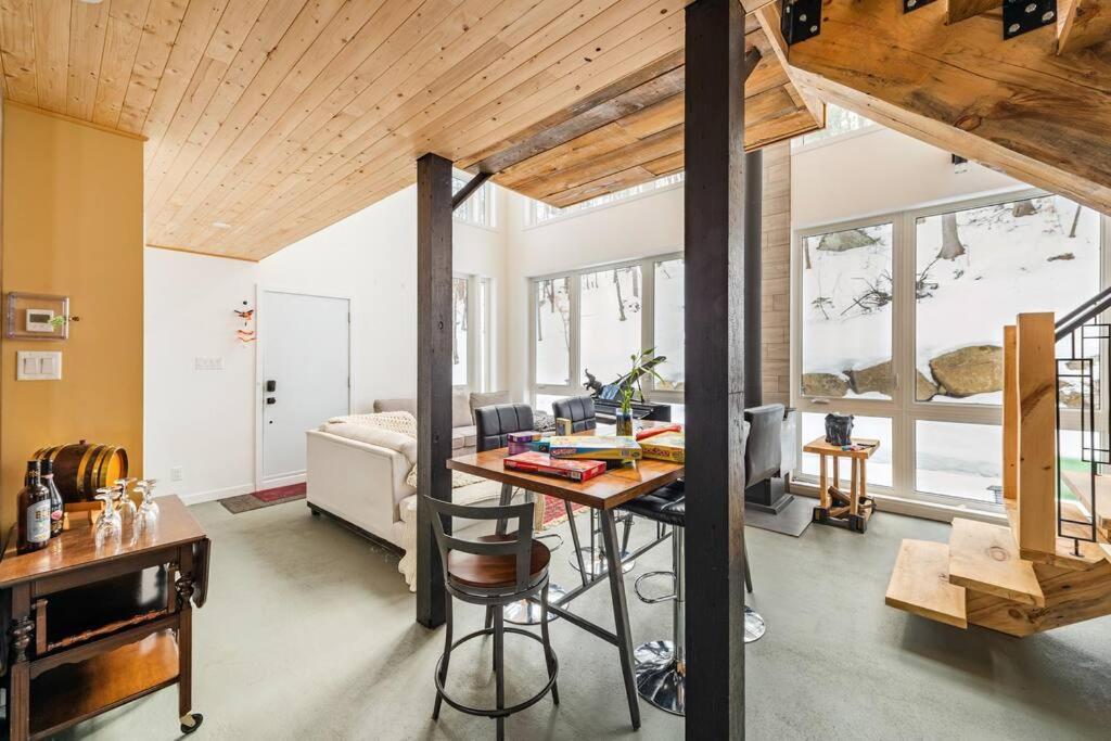 Chalet Cozy And Beautiful Harrington